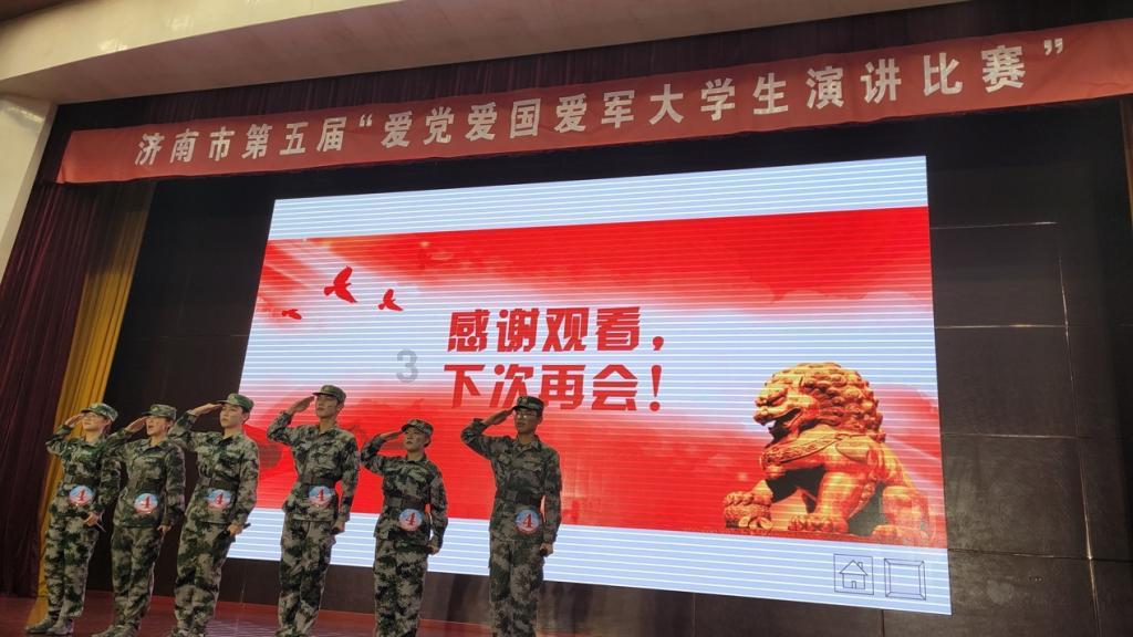 一组100年前的老照片:场景真实,观感震撼,穷人生病只能硬抗